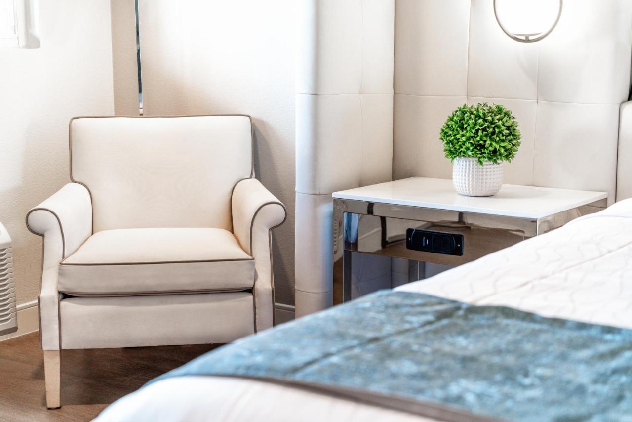 Aspire Inn Studios & Spas Bellflower Ngoại thất bức ảnh
