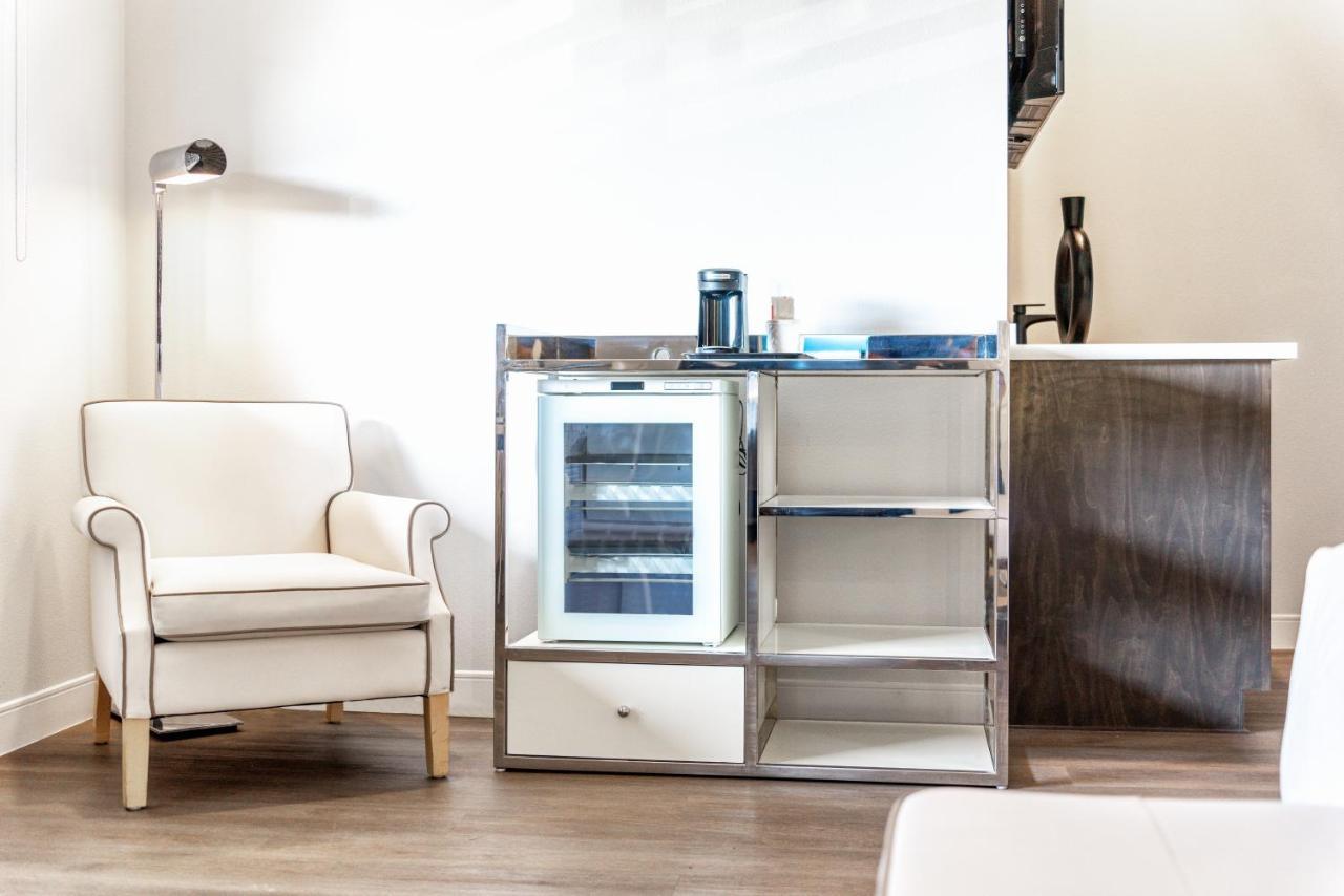 Aspire Inn Studios & Spas Bellflower Ngoại thất bức ảnh