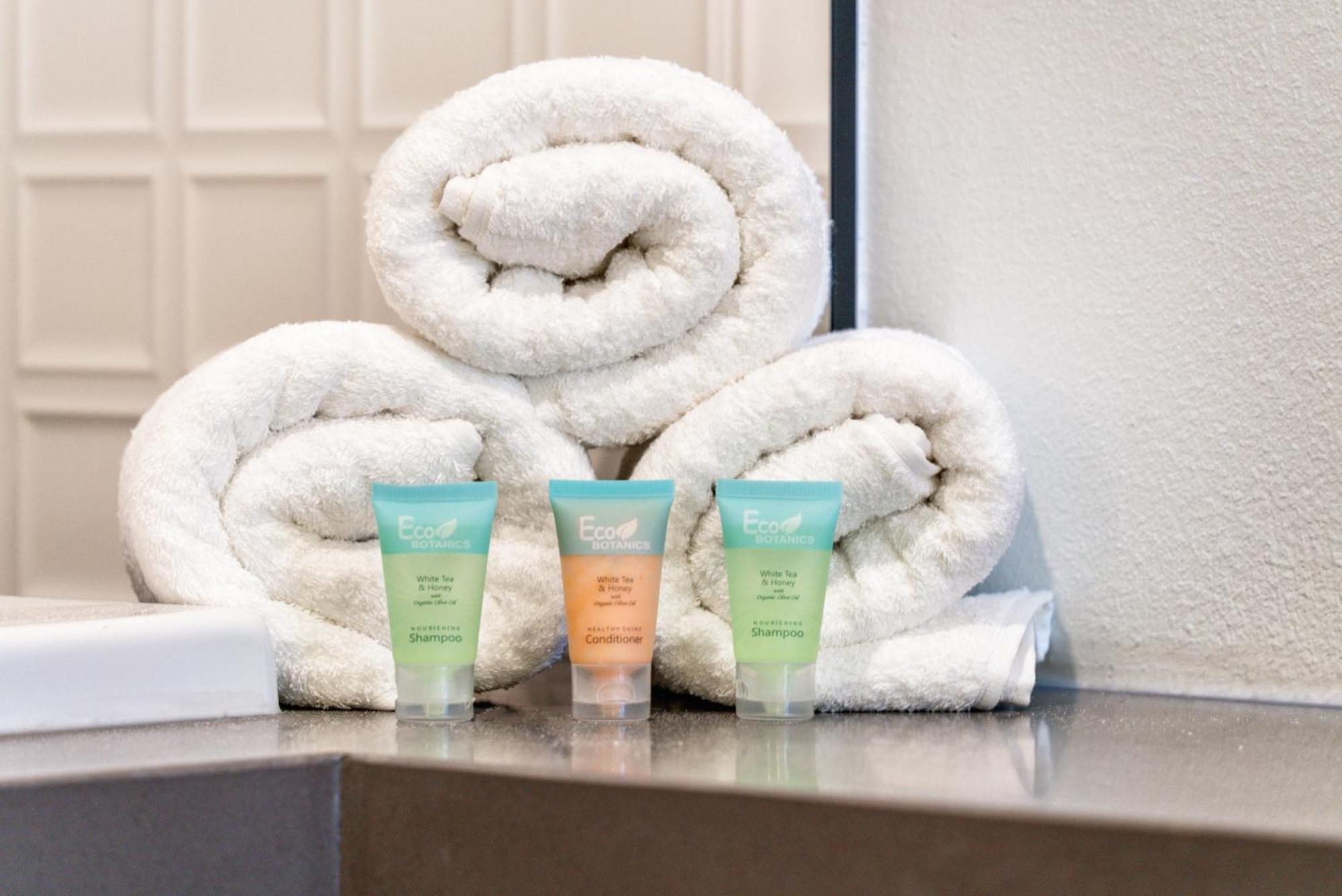 Aspire Inn Studios & Spas Bellflower Ngoại thất bức ảnh